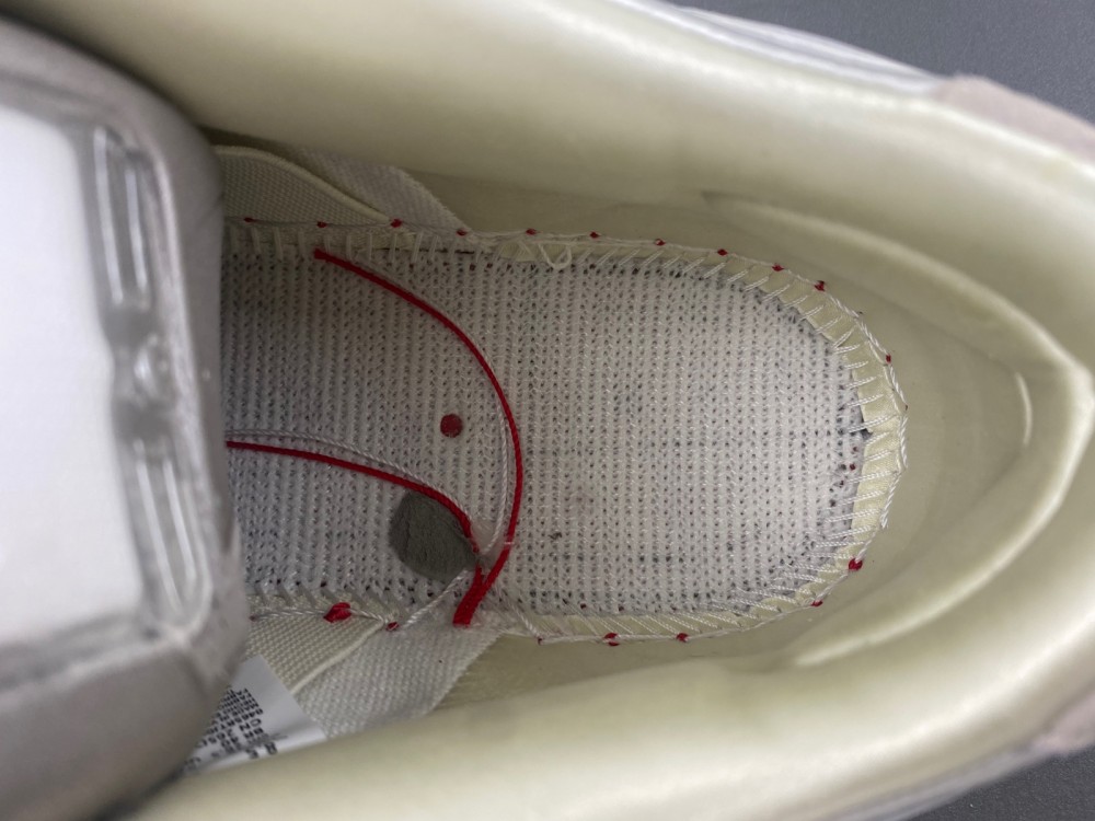 Nike SB Dunk Low Premium “Valentine’s Day  FZ5654-100