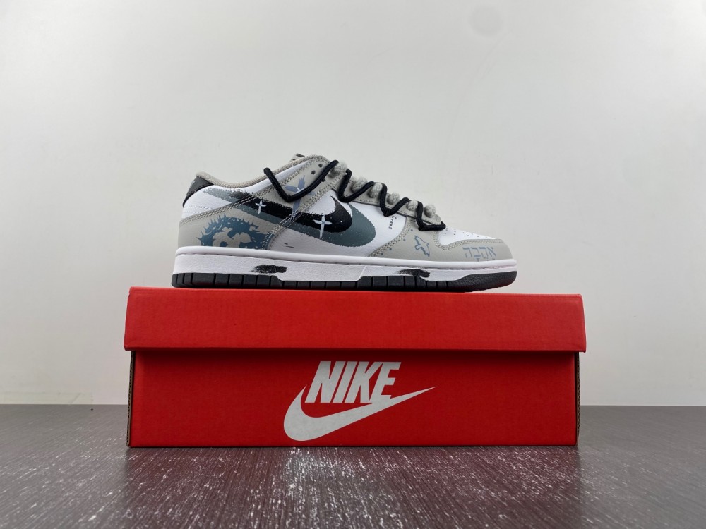 Nike SB Dunk Low FD0661-100