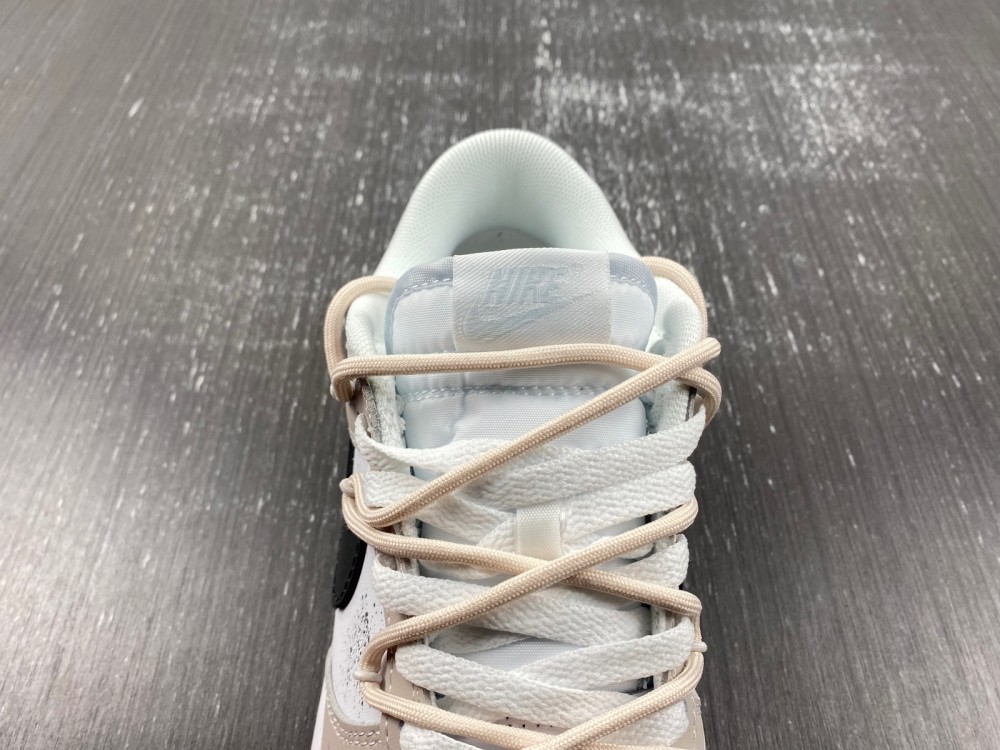 Nike Dunk Low DV0831-102