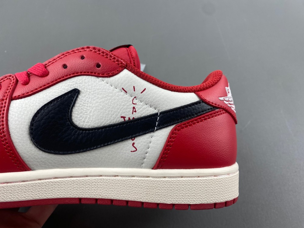 Travis Scott x Air Jordan DZ4137-700