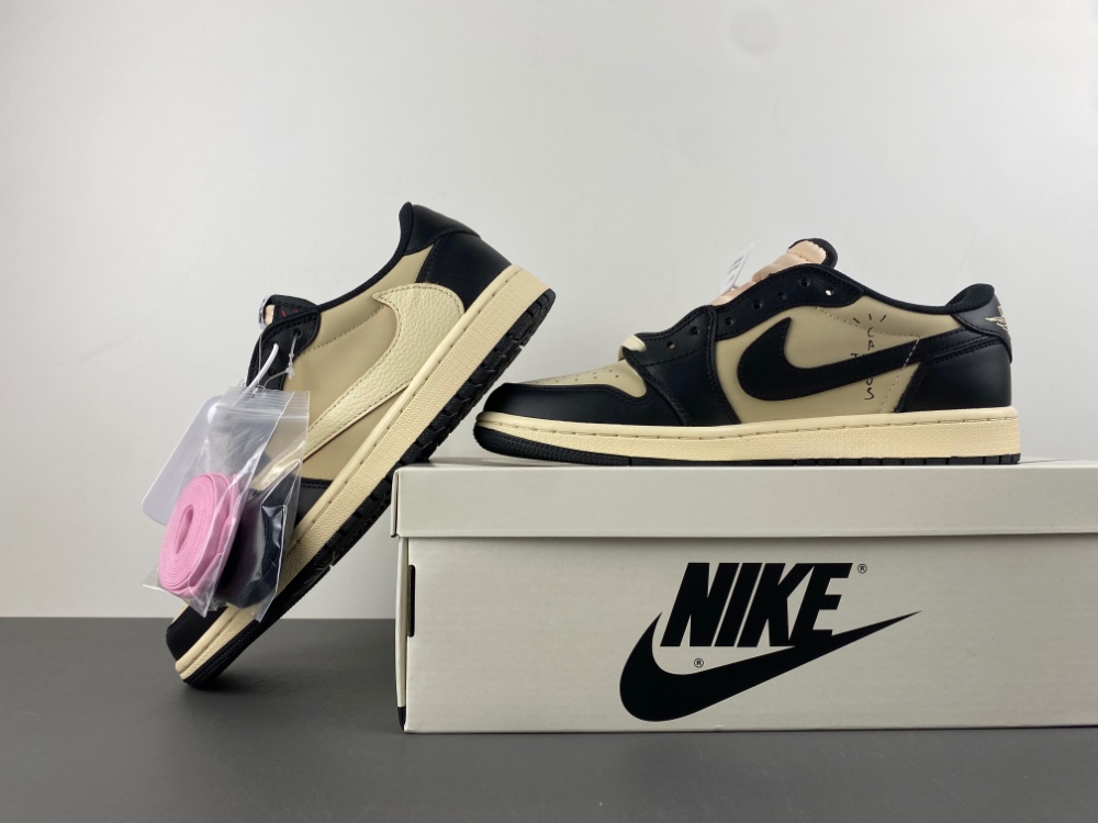 Travis Scott x Air Jordan 1 Low DM7866-201