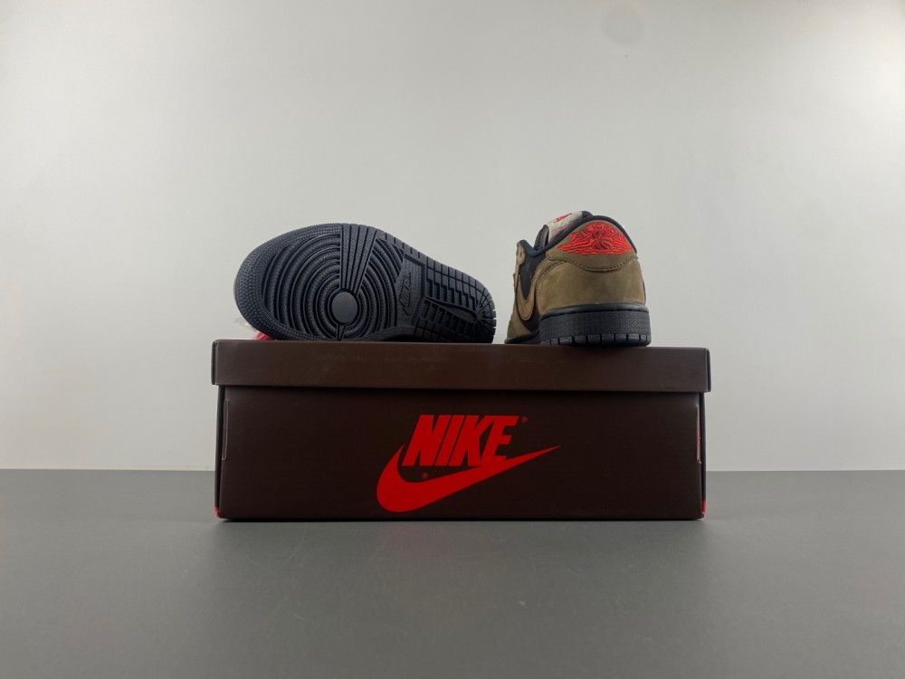 Travis Scott x Air Jordan 1 Low DM7866-202