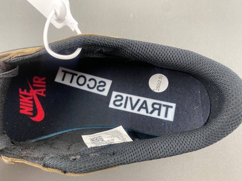 Travis Scott x Air Jordan 1 Low DM7866-202