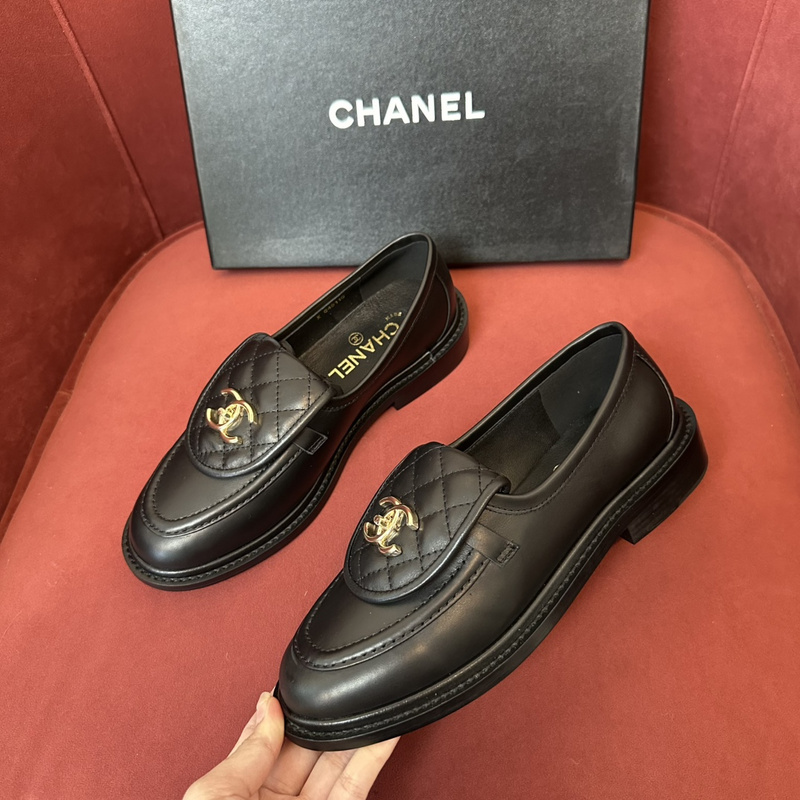 Chanel Leather CC Logo Loafers