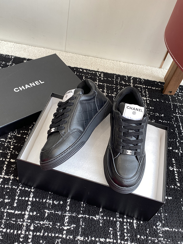 Chanel Sneaker
