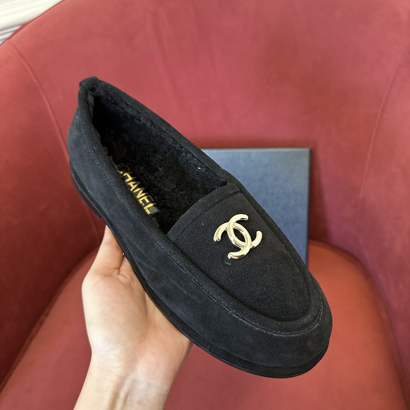 Chanel  Suede  loafers