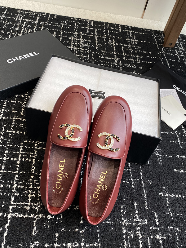 Chanel Leather CC Logo Loafers
