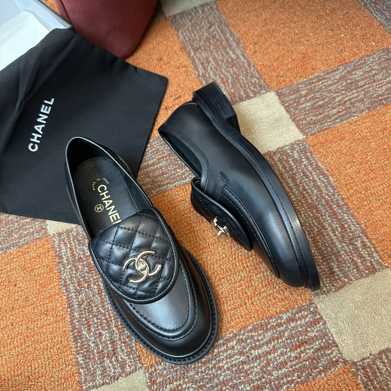 Chanel Leather CC Logo Loafers