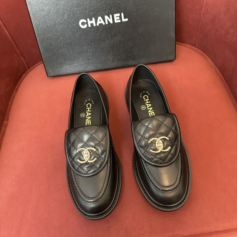 Chanel Leather CC Logo Loafers
