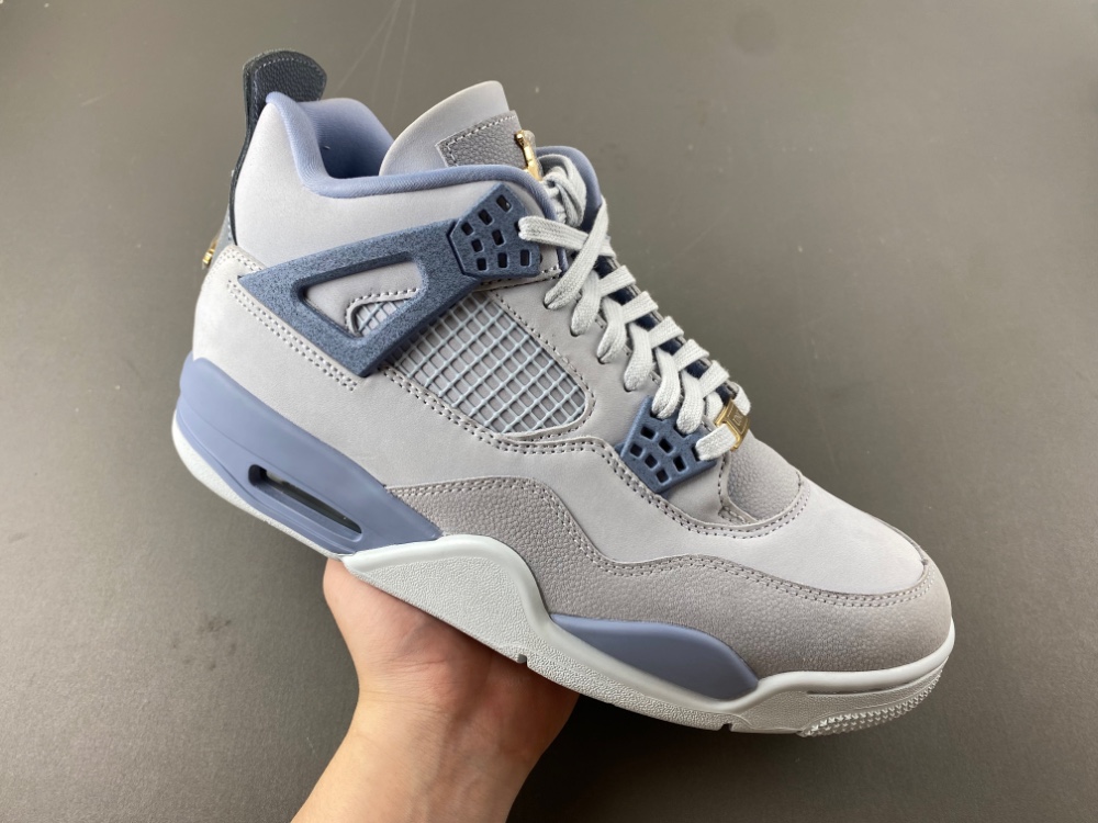 Jordan 4 UNC Tar Heels PE  HV9204-407