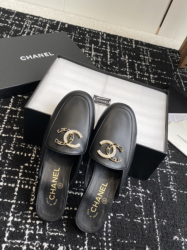 Chanel Slippers