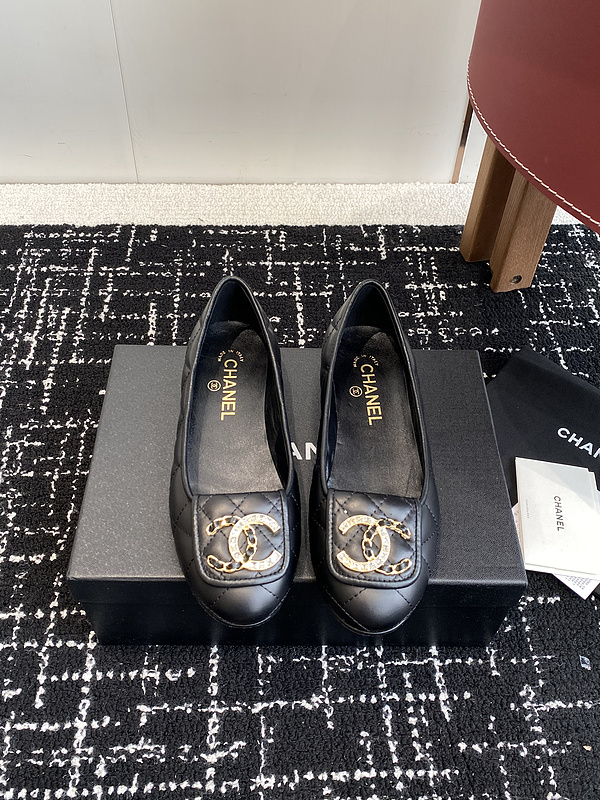 Chanel  Leather CC Logo Loafers