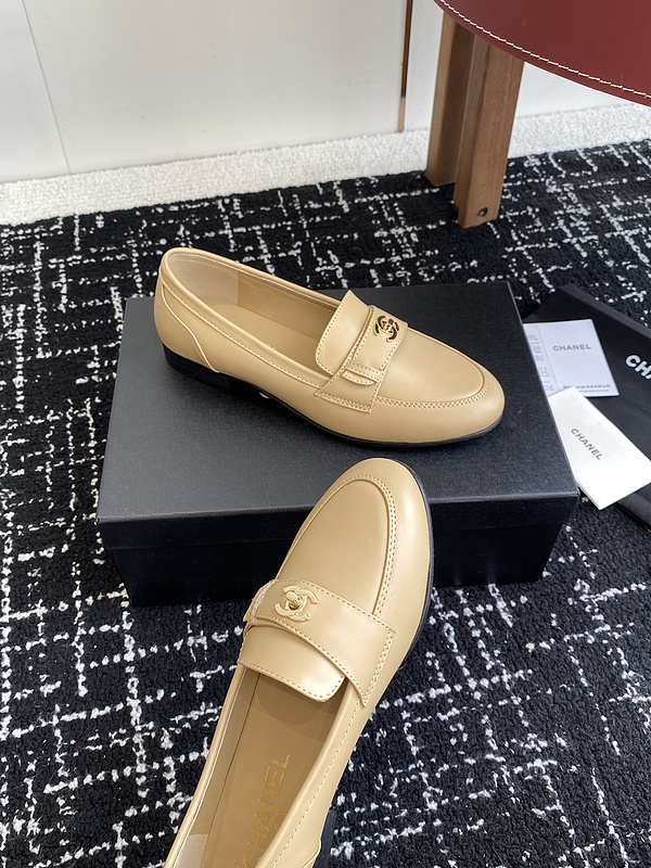 Chanel Leather CC Logo Loafers