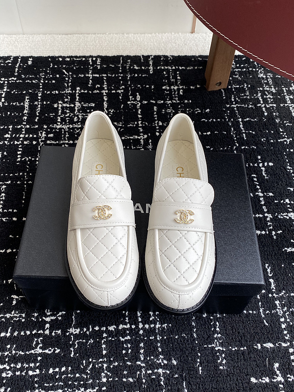 Chanel Leather CC Logo Loafers