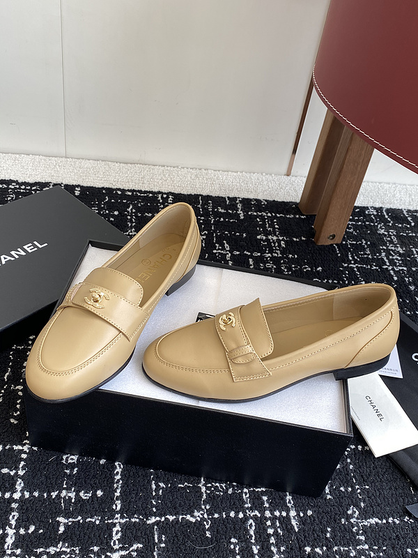 Chanel Leather CC Logo Loafers