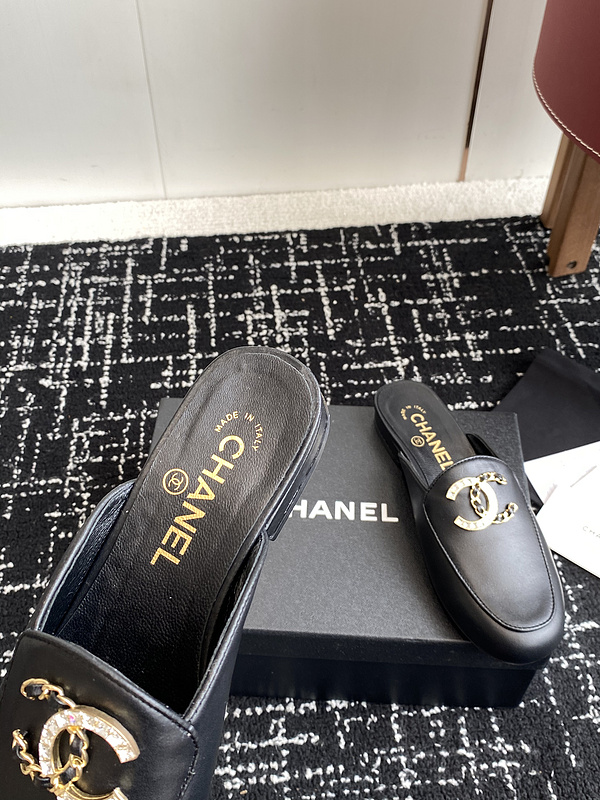 Chanel Slippers