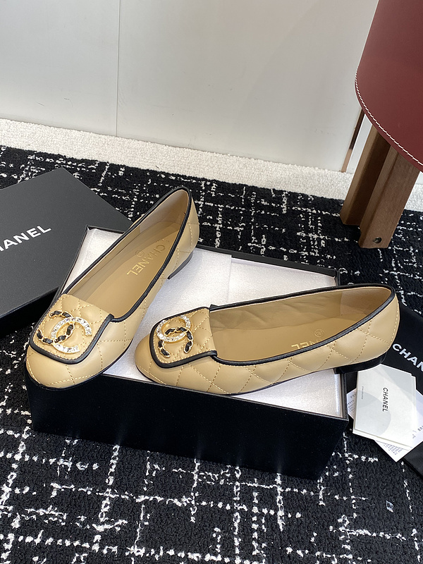 Chanel Leather CC Logo Loafers