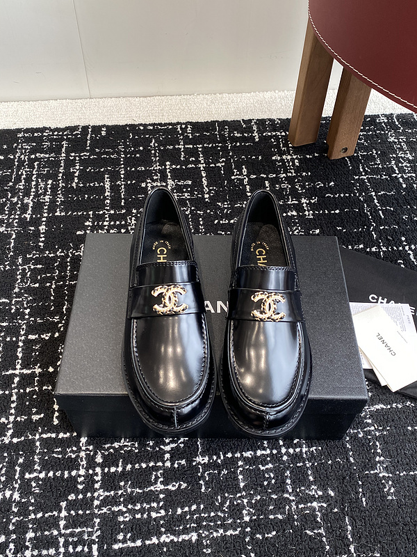 Chanel  Leather CC Logo Loafers
