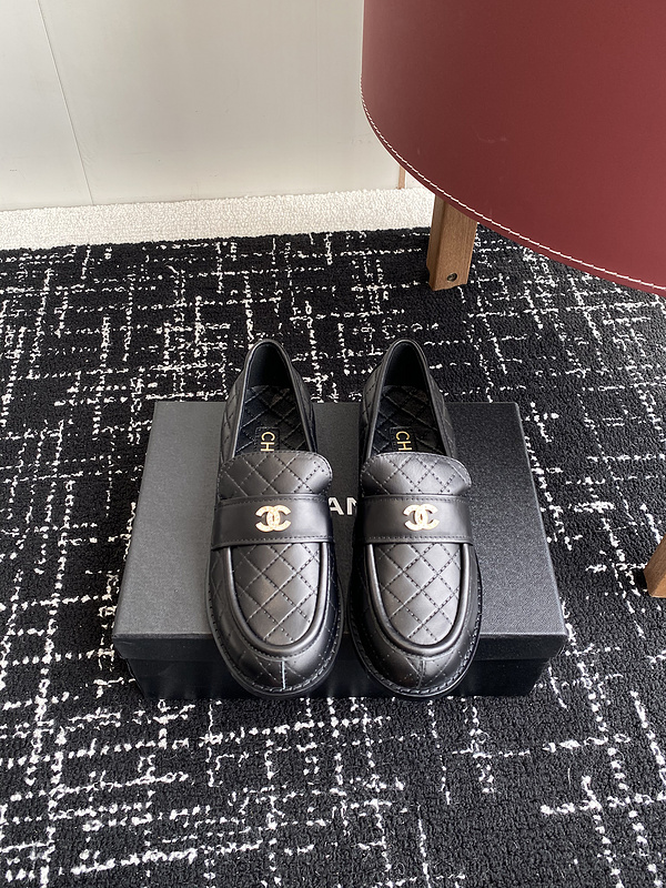 Chanel Leather CC Logo Loafers