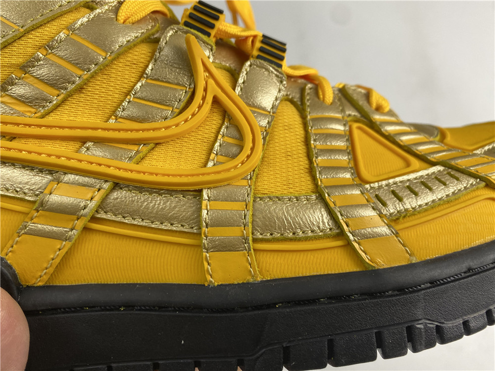 OFF-WHITE x Nike Air Rubber Dunk  University Gold CU6015-100