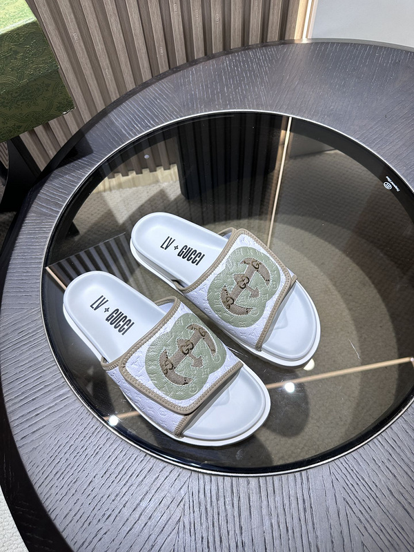 GUCCI SLIDE