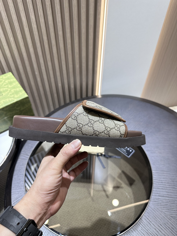 GUCCI SLIDE