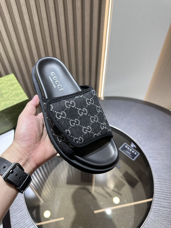 GUCCI SLIDE