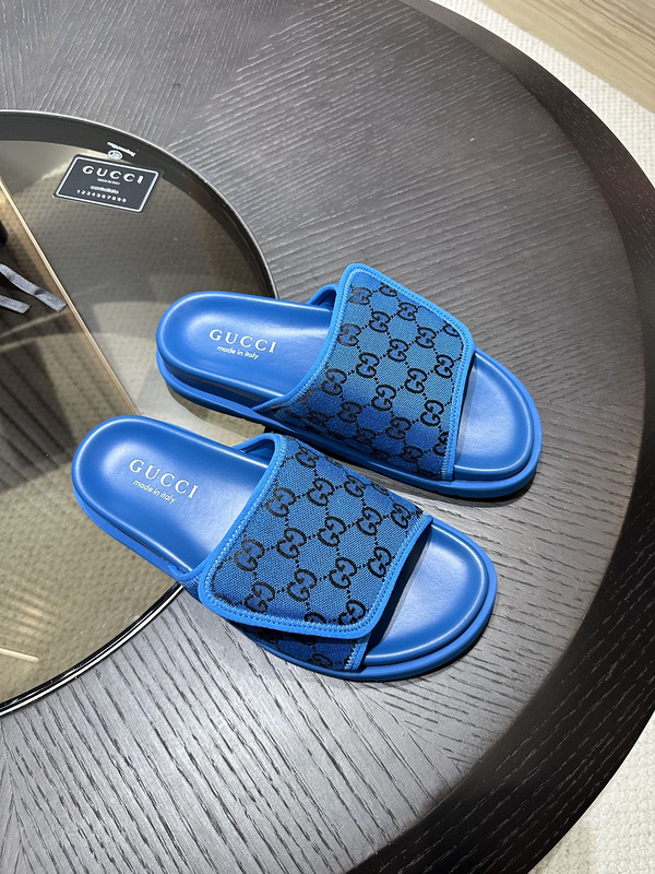 GUCCI SLIDE