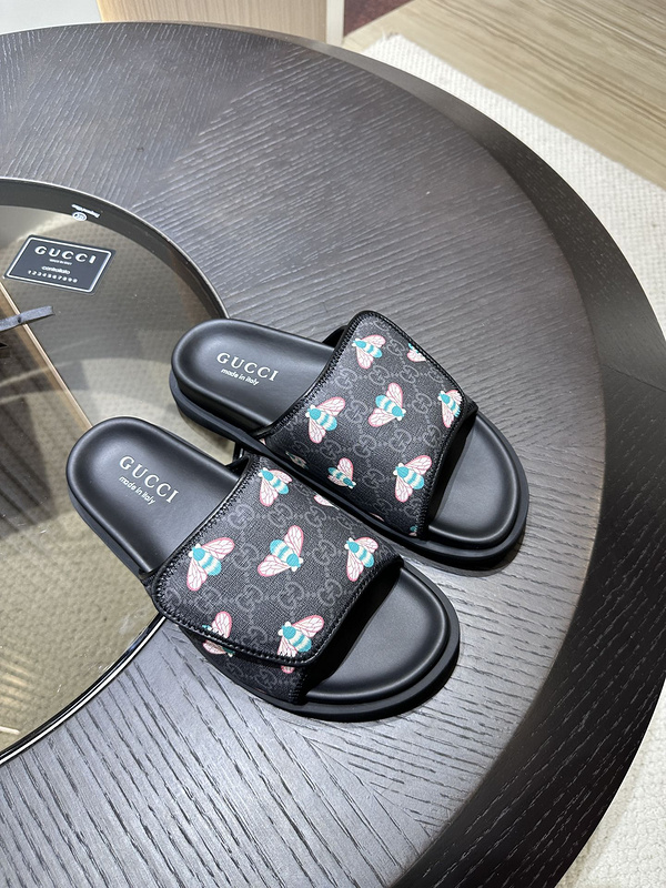 GUCCI SLIDE