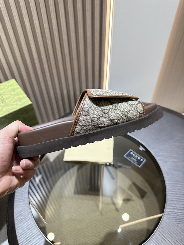 GUCCI SLIDE