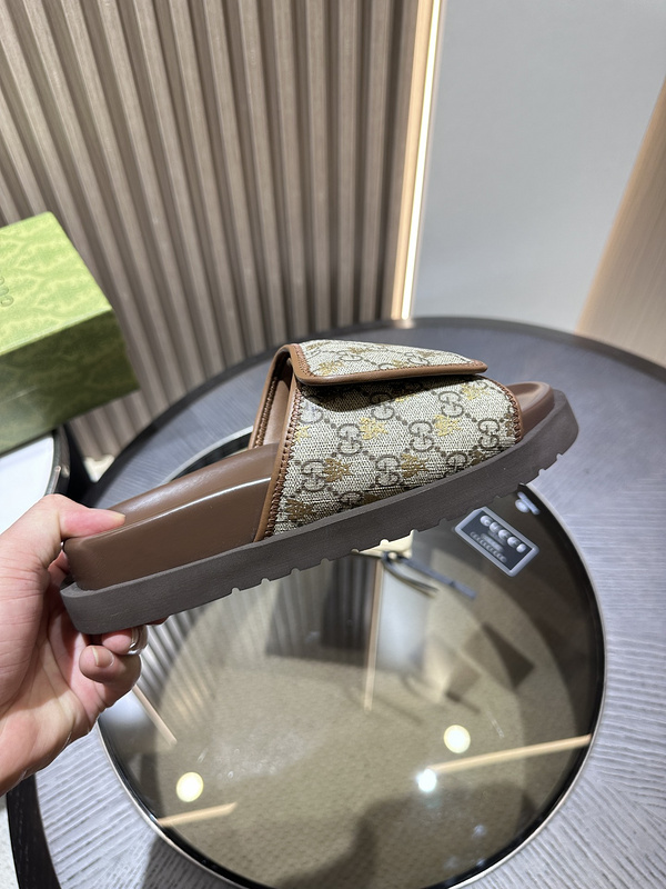 GUCCI SLIDE
