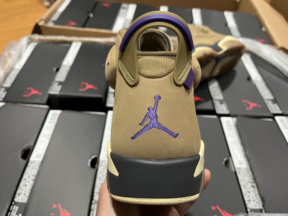 Air Jordan 6 WMNS Gore-Tex “Brown Kelp”