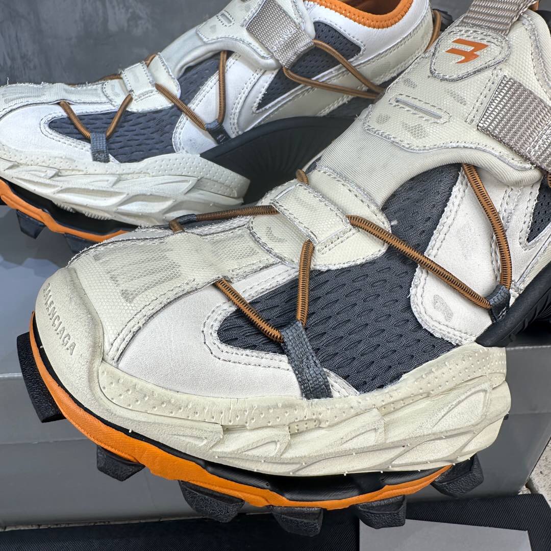 Balenciaga Hike sneaker