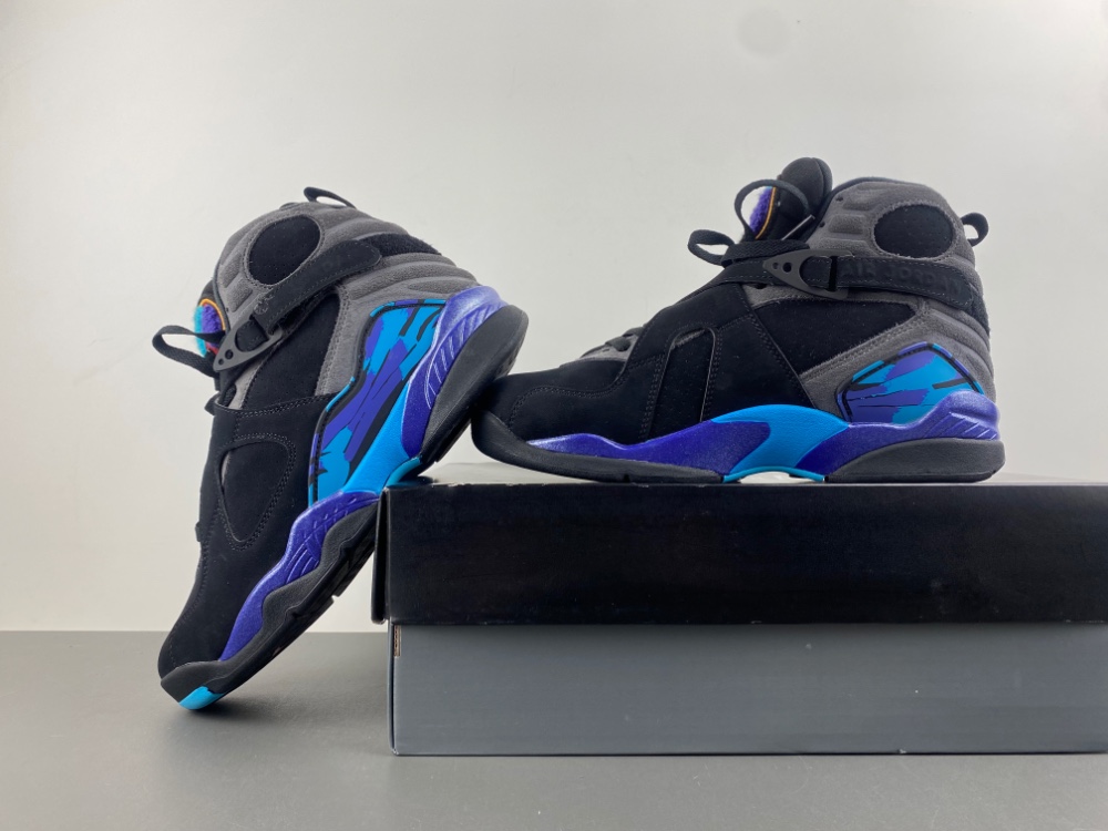 Air Jordan 8 “Aqua”