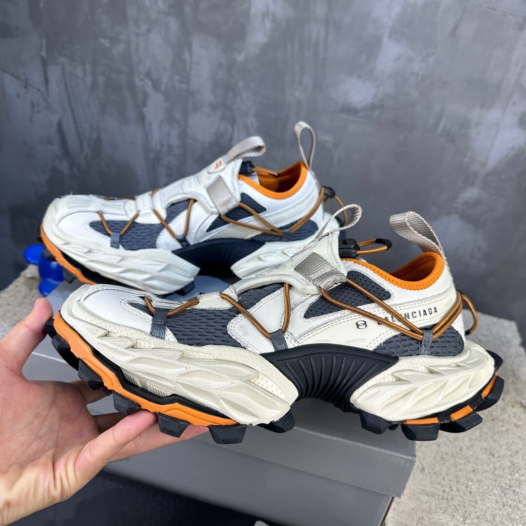 Balenciaga Hike sneaker