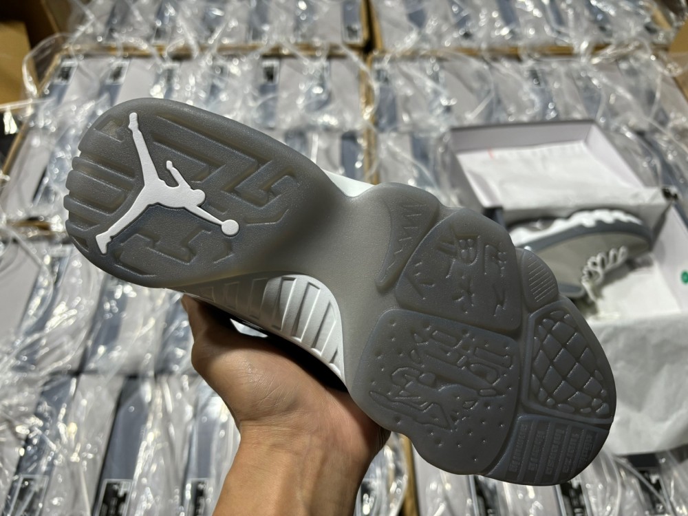 Air Jordan 9 Retro 