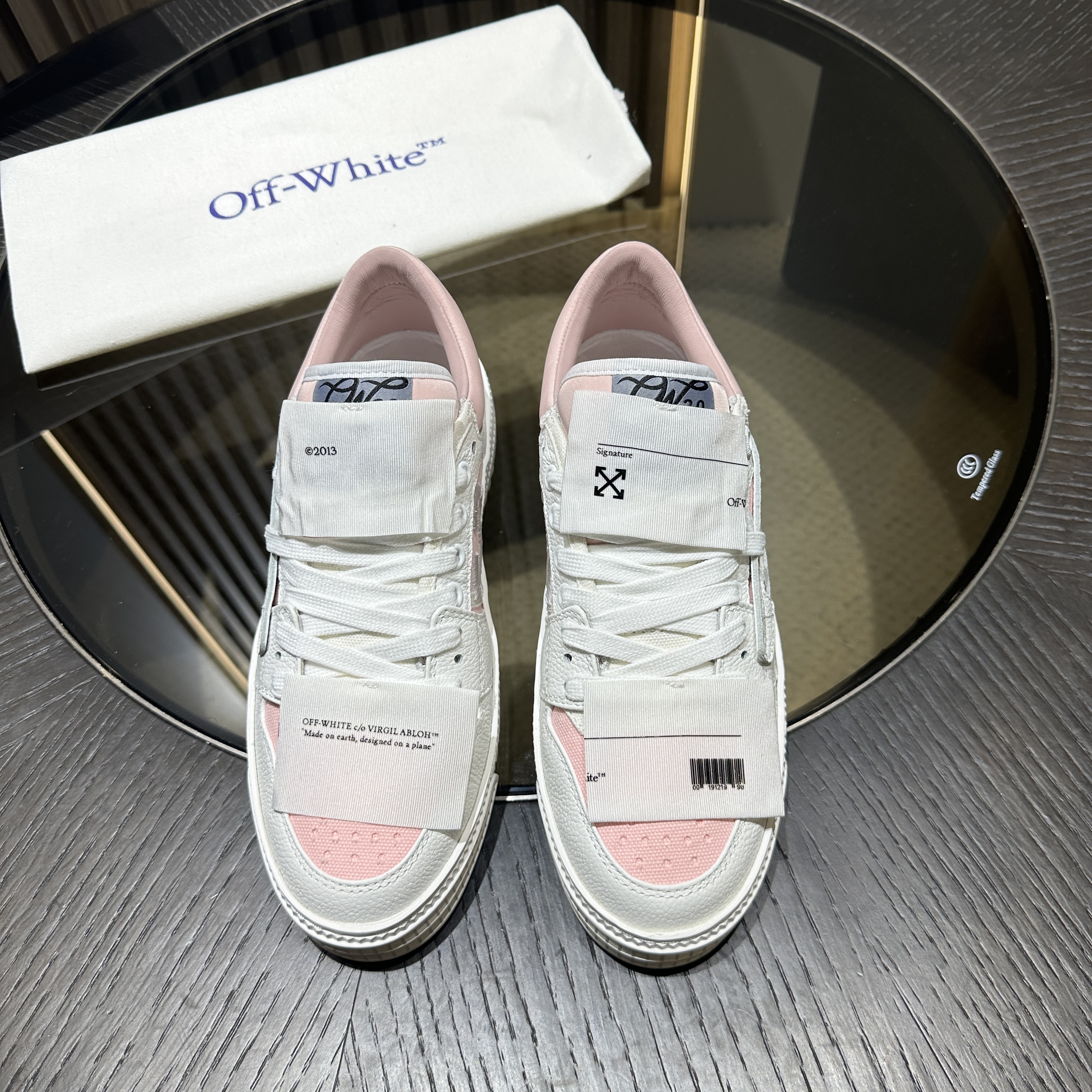 Off-white Low 3.0 Off Court Sneakers