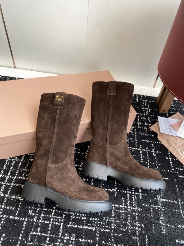 Suede Brown Boots