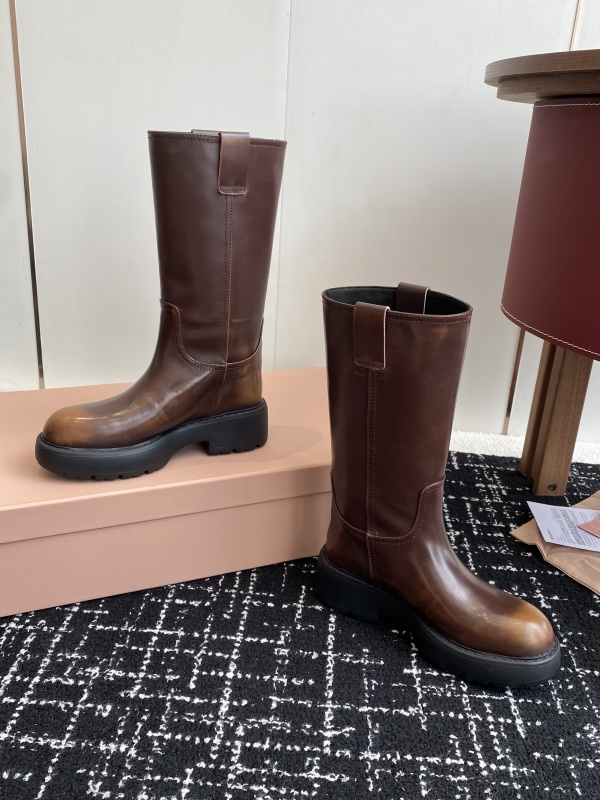 Logo Short Boots In Black