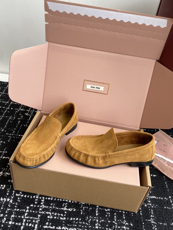 Suede Ruched Mocassin Loafers