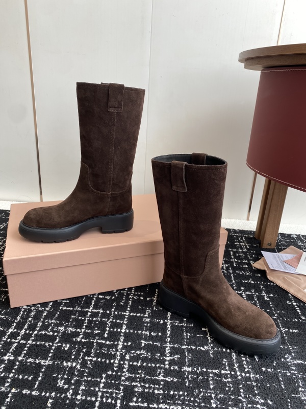 Suede Brown Boots