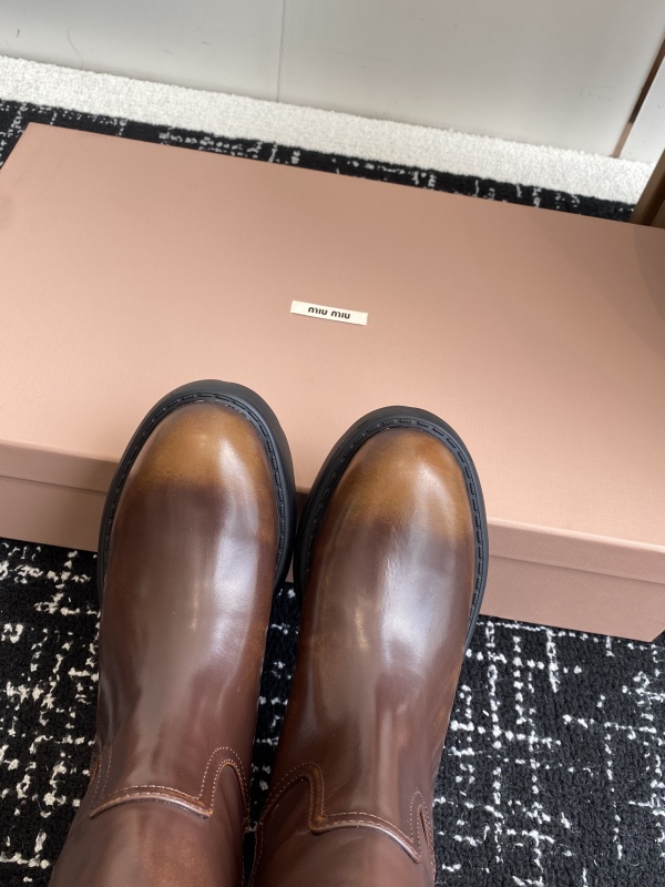 Logo Short Boots In Black