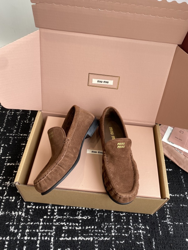 Suede Ruched Mocassin Loafers