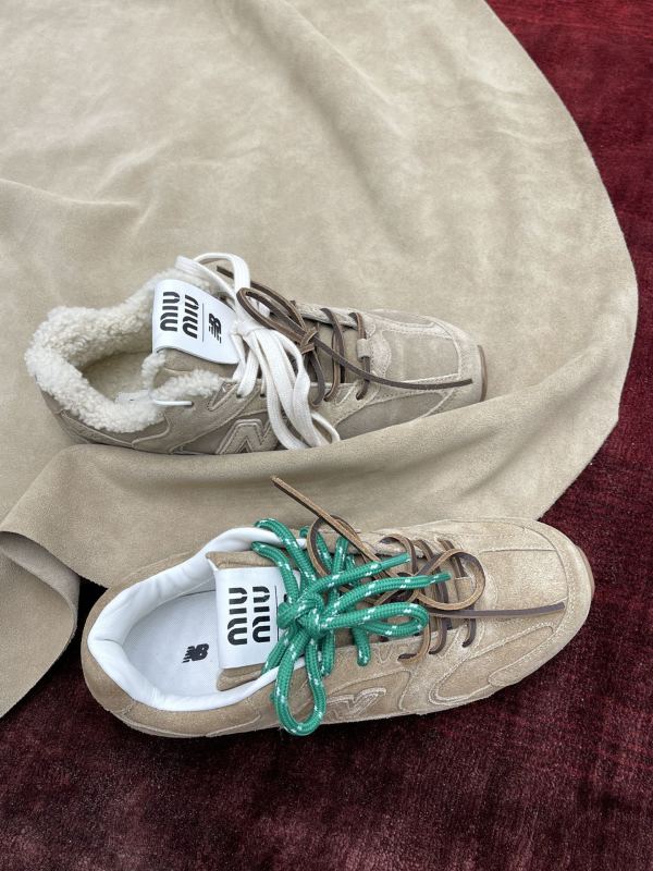Miumiu x New Balance 530 Classic Sneaker