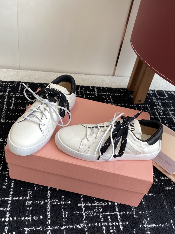 MiuMiu Sneakers