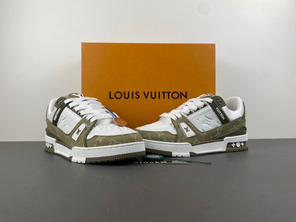 LV Trainer Sneaker