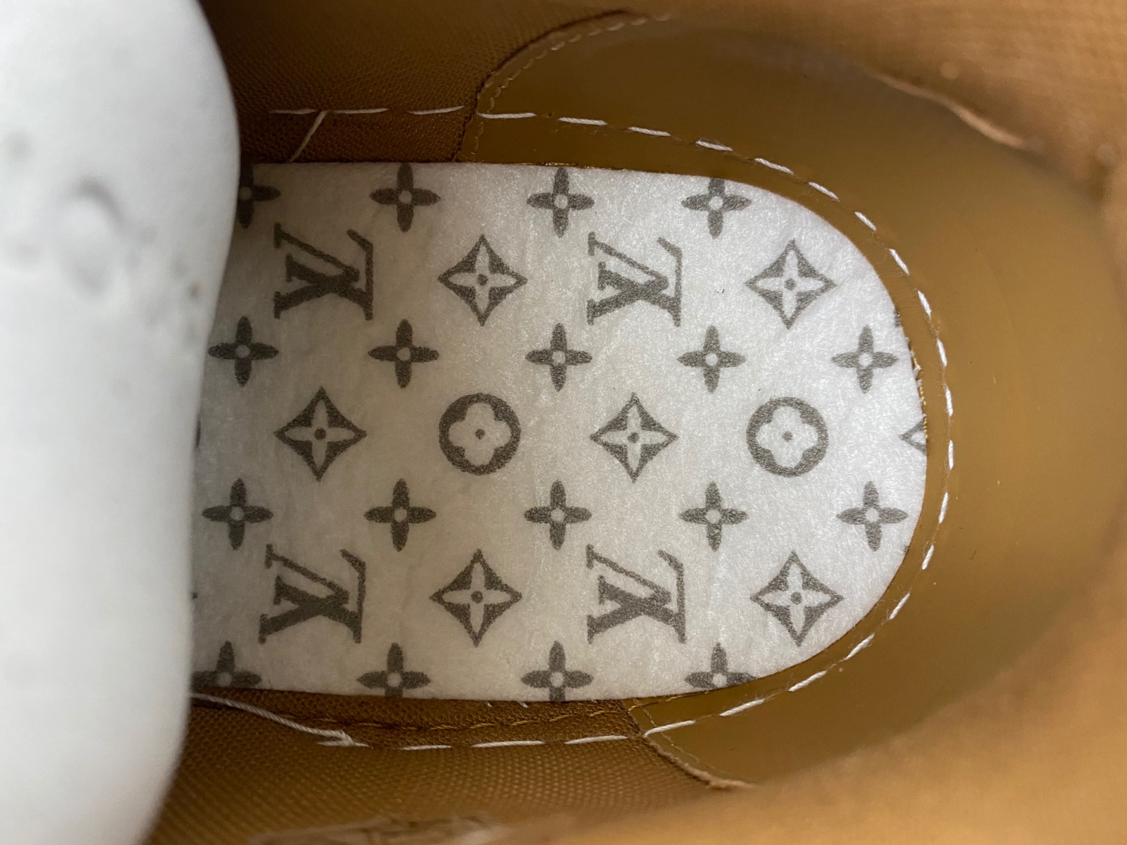 LV Trainer Sneaker