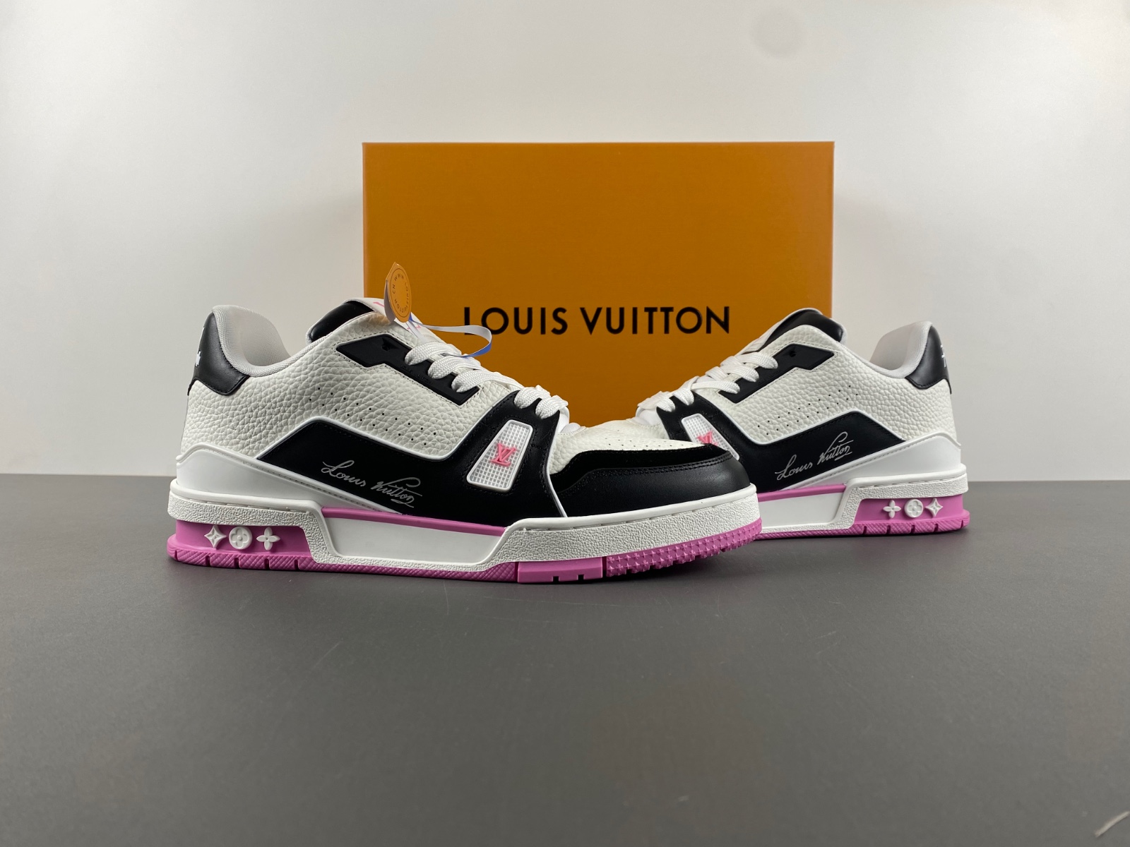 LV Trainer Sneaker