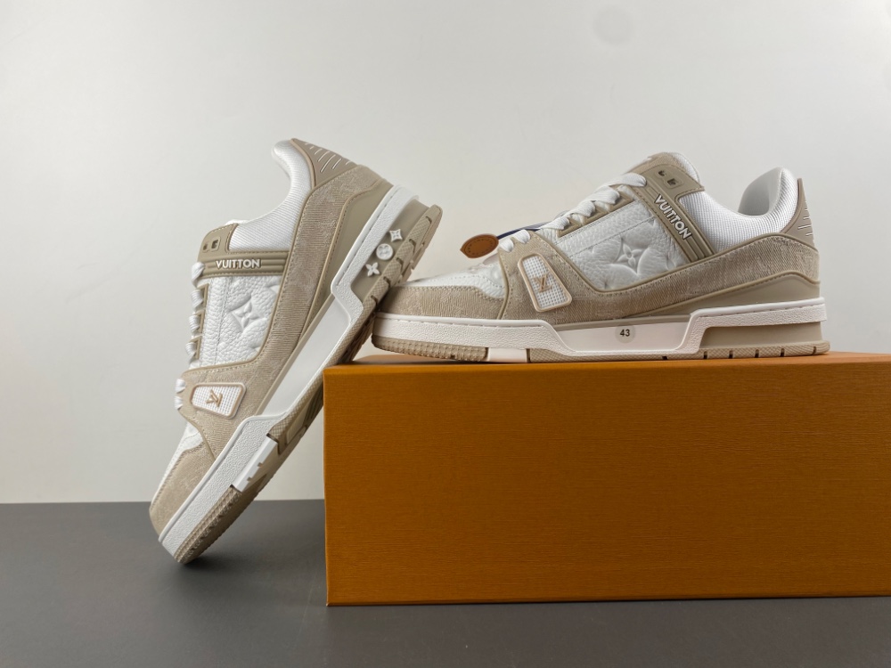 LV Trainer Sneaker
