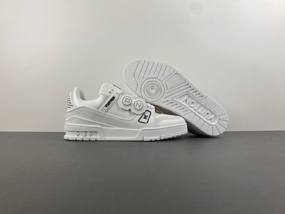 LV Trainer Sneaker